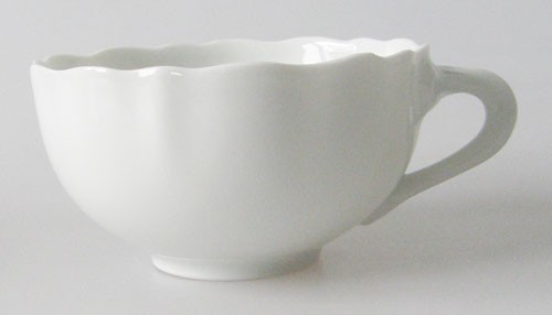 Hutschenreuther Maria Theresia weiß kleine Teetasse 1 tlg. 0,10 l Höhe 4,5 cm