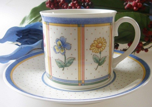 Villeroy & Boch Julie Kaffeetasse mit Untertasse, 2-tlg.
