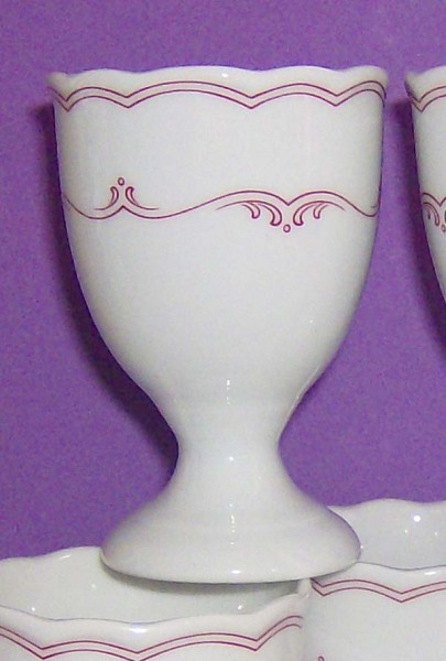 Hutschenreuther Maria Theresia Mainau Eierbecher aus Fuß Höhe 7 cm
