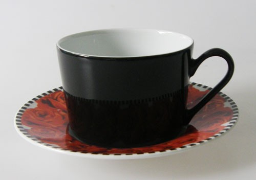 Dibbern rote Rosen schwarz weiss Kaffee-/Teetasse mit Untertasse