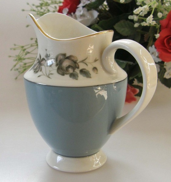 Royal Doulton Rose Elegans Milchkännchen 0,20 l