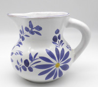 Vorschau: Krug Keramikkrug in weiss-blau Blumendekor Vorschau: Krug Keramikkrug in weiss-blau Blumendekor