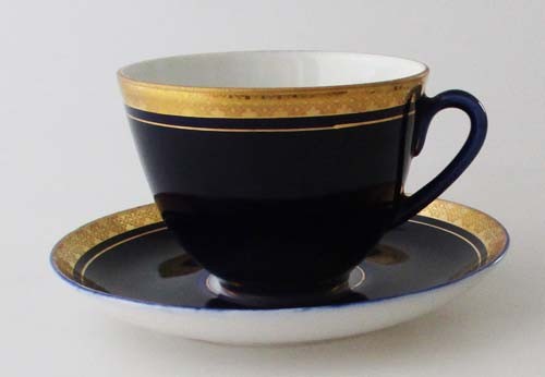 Kaffee-/Teetasse mit Untertasse Romanov Kobaltblau mit gemustertem Goldrand