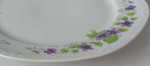Winterling  Marktleuthen Veilchen Lila Blume Platinrand Speiseteller Teller 