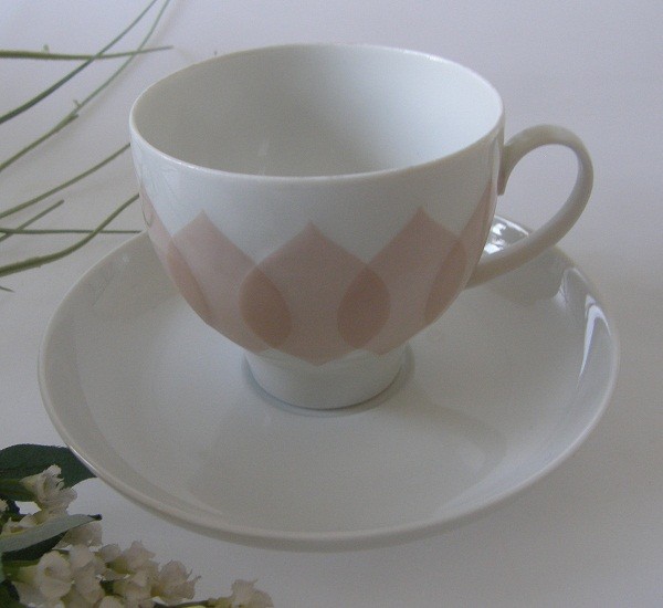 Rosenthal Lotus Gravad Rosa Kaffeetasse mit Untertasse, 2-tlg.