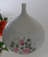 Hutschenreuther Poesie Rosendekor Zuckerdose für 6 Pers. 0,24 l Hutschenreuther Poesie Rosendekor Zuckerdose für 6 Pers. 0,24 l