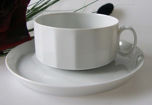 Rosenthal Polygon weiss Teetasse mit Untertasse, 0,22 l